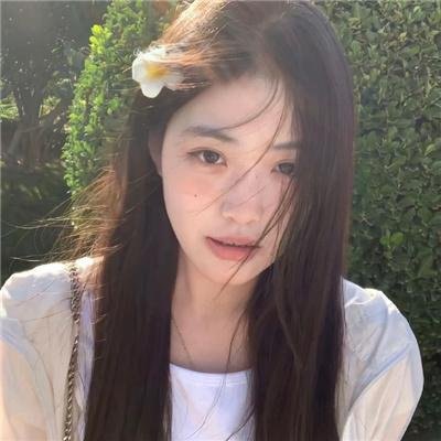 我和他都是新郎。
